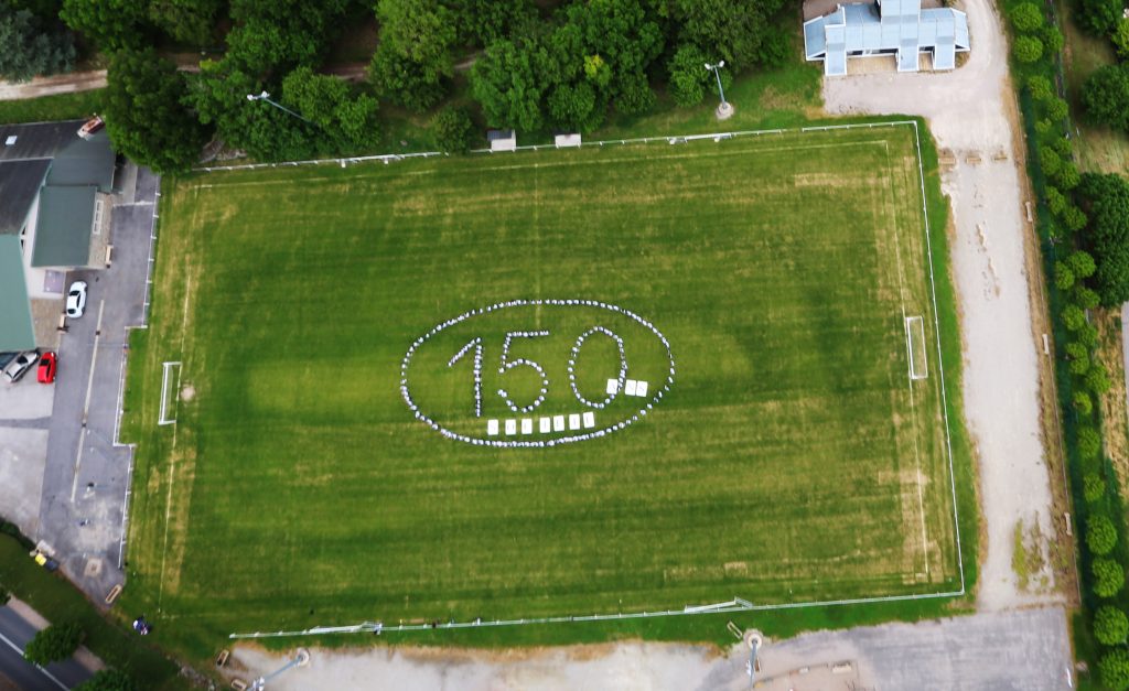 Vu d'un drone des 150 ans de Roquefort société